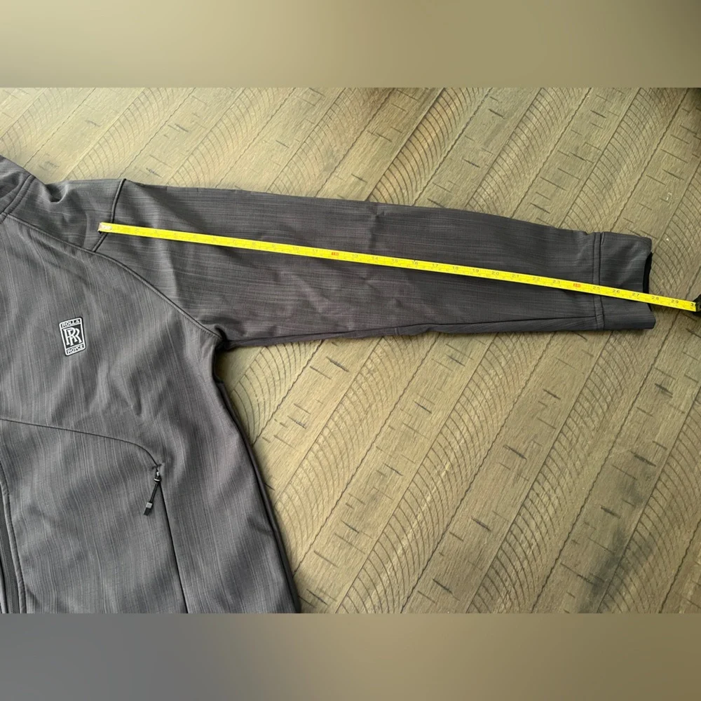 NWT Maximalist Rolls Royce Logo North End Sport Performance Jacket Charcoal Sz L
